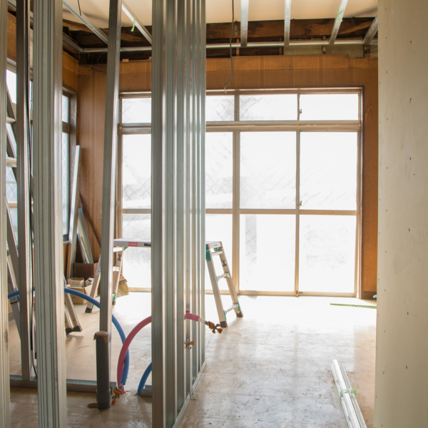 埼玉で就職先をお探しの方は型枠大工を募集中の建設会社までご連絡ください