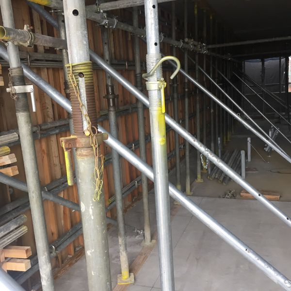 埼玉県で型枠大工の求人なら(株)浩成建設へ！